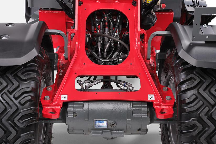 Weidemann wheel loader 2060, 3060, 4060 in studio, Service access front end