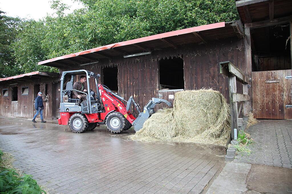 039.JPG Weidemann Hoftrac 1140 im Einsatz