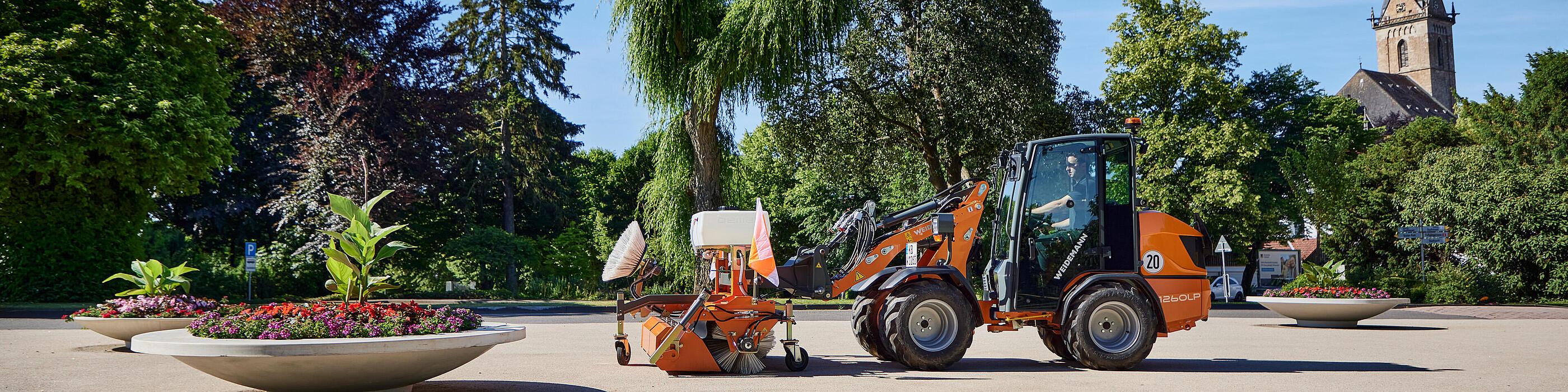 Weidemann Hoftrac 1260LP en action
