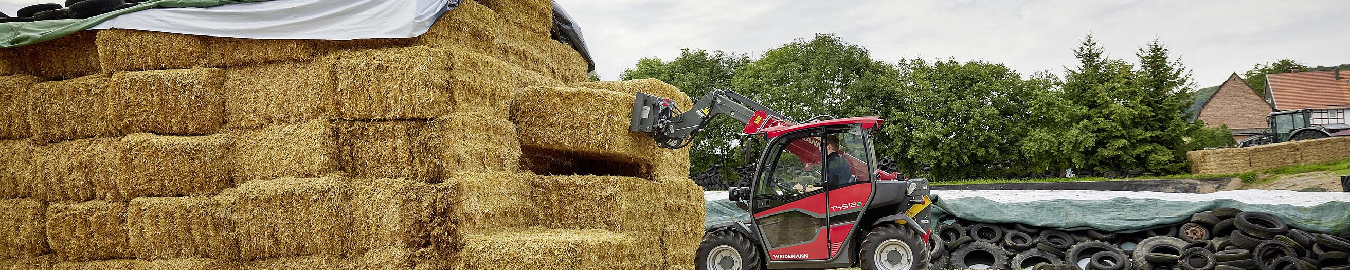 Weidemann Teleskoplader T4512e im landwirtschaftlichen Einsatz