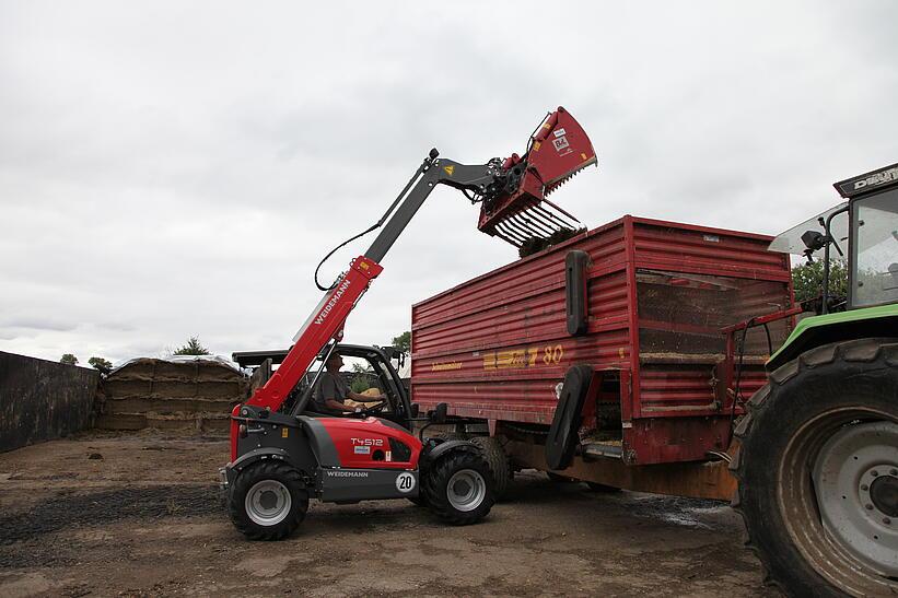Weidemann Teleskoplader T4512 im Einsatz