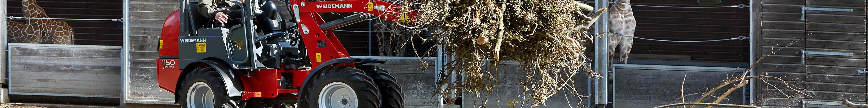 Weidemann Hoftrac 1160e in use