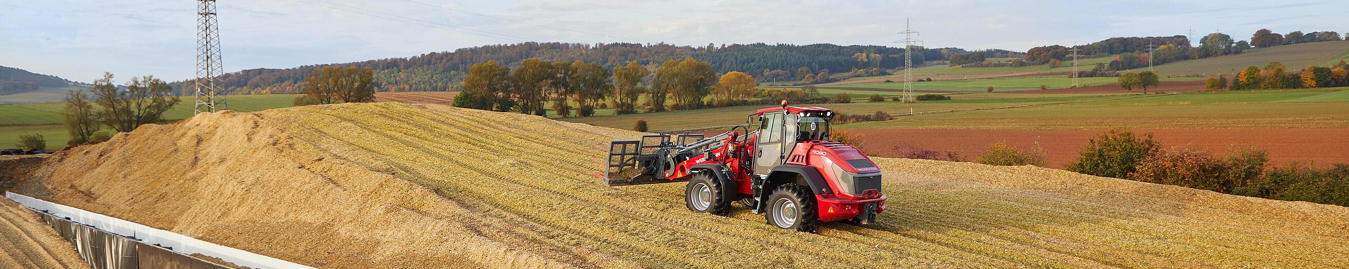 Cargadora sobre ruedas 9080 de Weidemann en acción