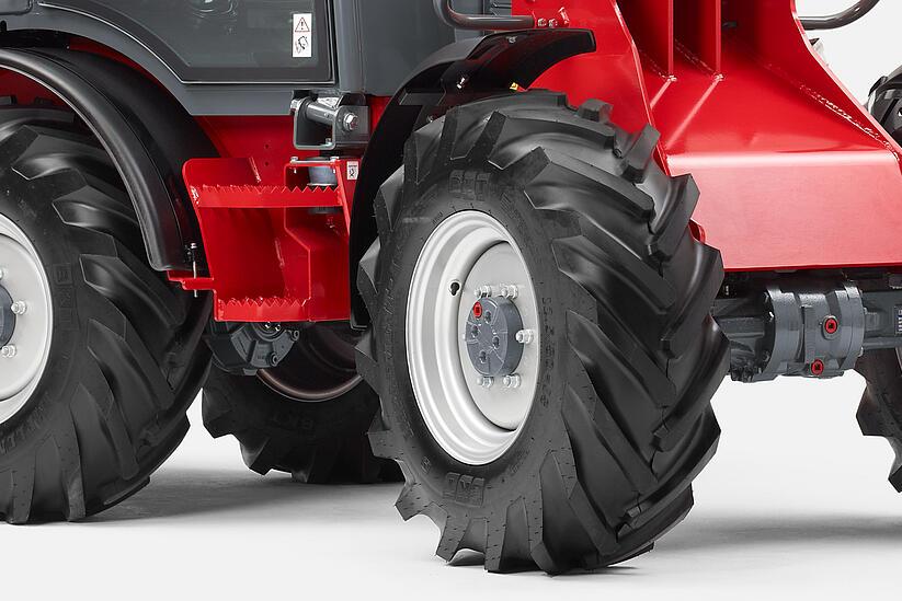 Weidemann wheel loader 3080, Tyres