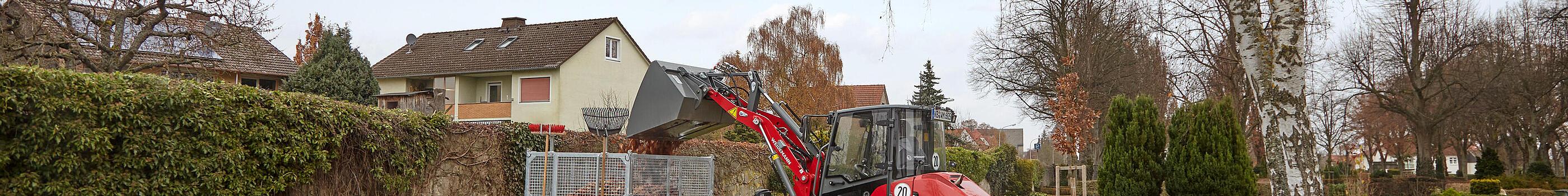 Hoftrac 1390 de Weidemann en acción