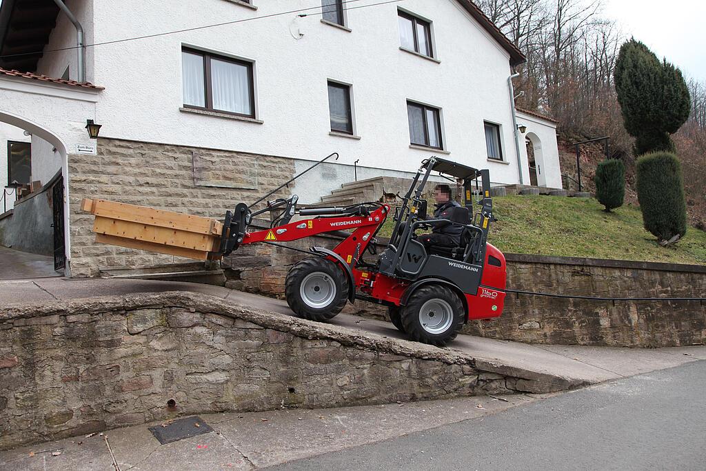 096_unkenntlich.jpg Weidemann 1160 eHoftrac im Einsatz