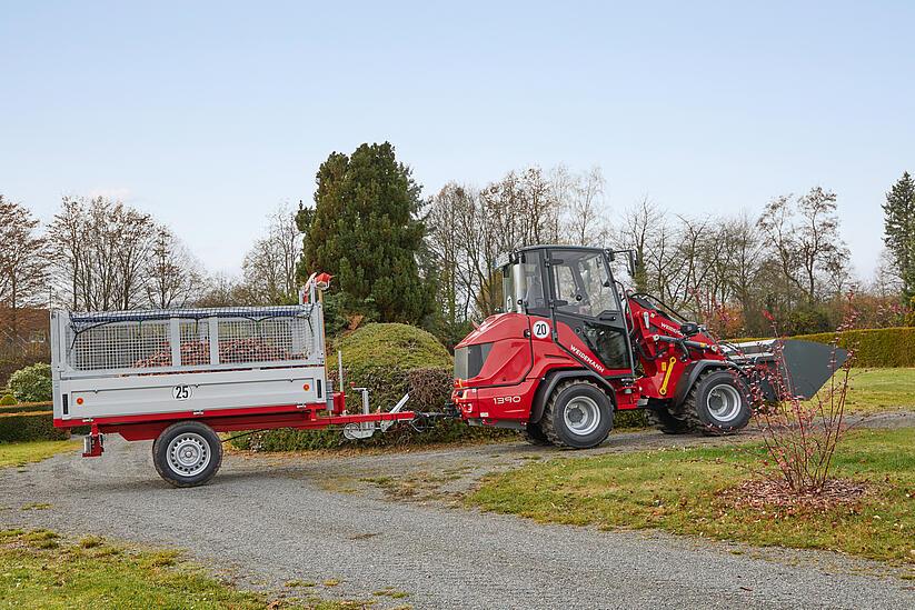 Weidemann Hoftrac 1390, Self-propelled machine