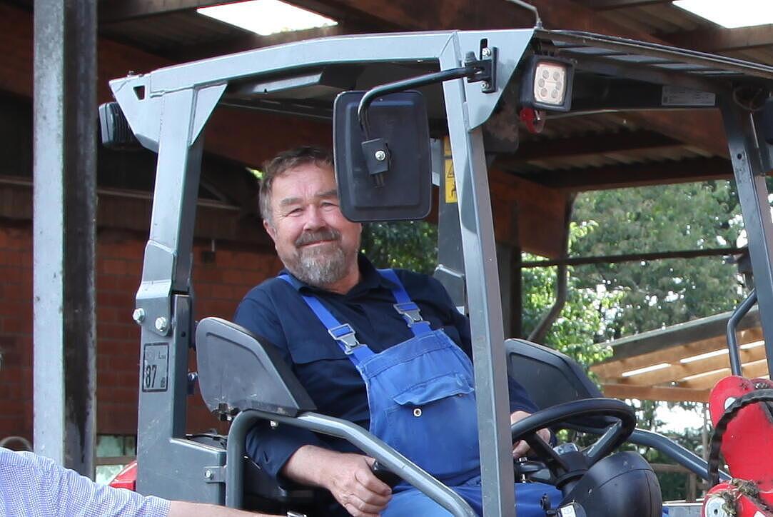 Weidemann 1190e in Action