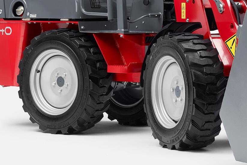 Weidemann Hoftrac 1140, Tyres
