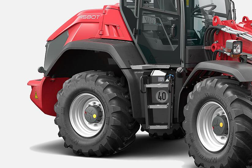 Weidemann telescopic wheel loader 9580T, Entry and exit